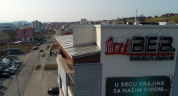 Zgrada pored MEB-a